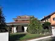 Case e ville in vendita di 500 m² in Via del Campo Magro