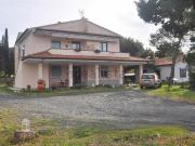 Case e ville in vendita di 500 m² in Via del Commercio