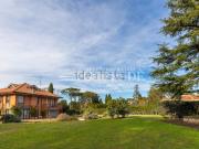 Case e ville in vendita di 500 m² in Via di Fioranello
