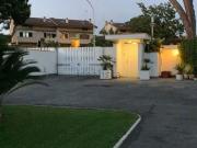 Case e ville in vendita di 500 m² in Via Eschilo