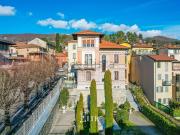 Case e ville in vendita di 500 m² in Via F. Cavallotti, 1