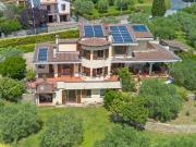 Case e ville in vendita di 500 m² in Via Giuseppe...