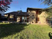 Case e ville in vendita di 500 m² in Via Nuova Valassina