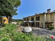 Case e ville in vendita di 500 m² in Via Pian di Pancole