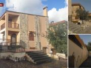 Case e ville in vendita di 510 m² in Via Coreglia...