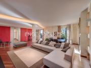 Case e ville in vendita di 512 m² in Via Faverio