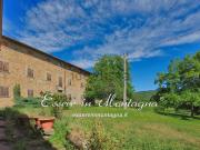 Case e ville in vendita di 516 m² in Via Leone, 418