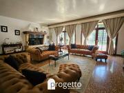 Case e ville in vendita di 520 m² in Strada Sant&apos...