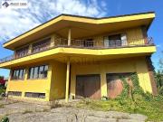 Case e ville in vendita di 520 m² in Via la Valle