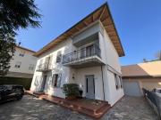 Case e ville in vendita di 520 m² in Via Montanara