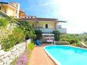 Case e ville in vendita di 520 m² in Via montecchio