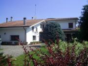 Case e ville in vendita di 520 m² in Via P. Treves, 145