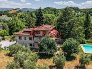 Case e ville in vendita di 520 m² in Via Pesciatina