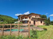 Case e ville in vendita di 520 m² in Via Scorticata, 1