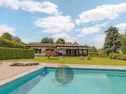 Case e ville in vendita di 521 m² in Via Piave