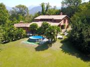 Case e ville in vendita di 525 m² in Via L. Ariosto, 17