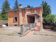Case e ville in vendita di 530 m² in Via Mediana di...