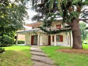 Case e ville in vendita di 530 m² in Via Niccolò...