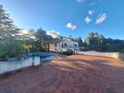 Case e ville in vendita di 532 m²