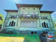 Case e ville in vendita di 541 m² in Via Martiri della...