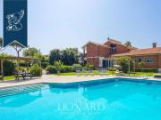 Case e ville in vendita di 550 m²