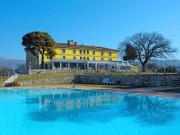 Case e ville in vendita di 550 m² in Strada Provinciale...