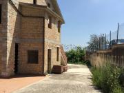 Case e ville in vendita di 550 m² in Strada Provinciale...