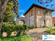 Case e ville in vendita di 550 m² in Via Cotonificio...