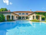 Case e ville in vendita di 550 m² in Via Pasquale...