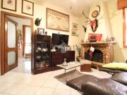 Case e ville in vendita di 550 m² in Via Radici in Monte, 1