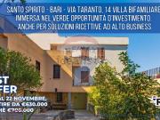 Case e ville in vendita di 550 m² in Via Taranto, 14