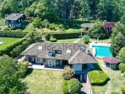 Case e ville in vendita di 559 m² in Via Monviso, 8