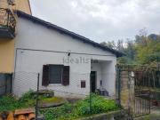 Case e ville in vendita di 55 m² in Via melegnano, 53