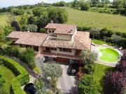 Case e ville in vendita di 560 m² in Via Tarello, 9