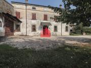 Case e ville in vendita di 566 m²