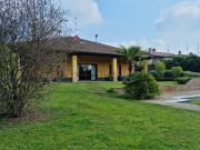 Case e ville in vendita di 580 m² in Via I. Rabin