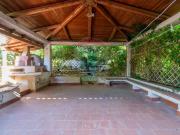 Case e ville in vendita di 580 m² in Via Ignazio Gioè, 6