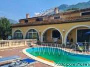 Case e ville in vendita di 585 m² in Via San Elia