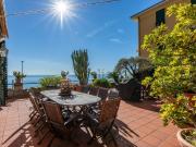 Case e ville in vendita di 590 m² in Via XXV Aprile