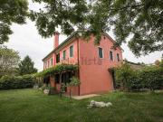 Case e ville in vendita di 595 m² in Via Parisino