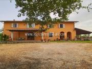 Case e ville in vendita di 600 m²