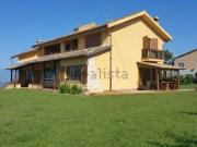 Case e ville in vendita di 600 m² in Contrada Colle...