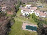 Case e ville in vendita di 600 m² in Via Calvi Pier...