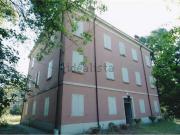 Case e ville in vendita di 600 m² in Via Guastalla, 20