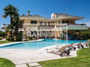 Case e ville in vendita di 600 m² in Via Lamberto Vignoli