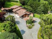 Case e ville in vendita di 600 m² in Via San Fermo