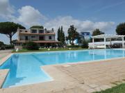 Case e ville in vendita di 600 m² in Via Terracina