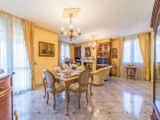 Case e ville in vendita di 609 m² in Via Girondola, 20