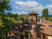 Case e ville in vendita di 620000 m² in Località Quartino, 1