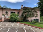 Case e ville in vendita di 620 m² in Via Tiberina